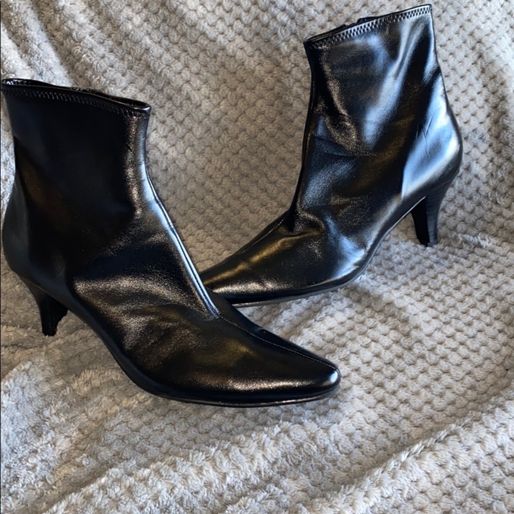 Cute black booties
